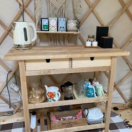 Aughavannagh Yurt Glamping * Aughrim