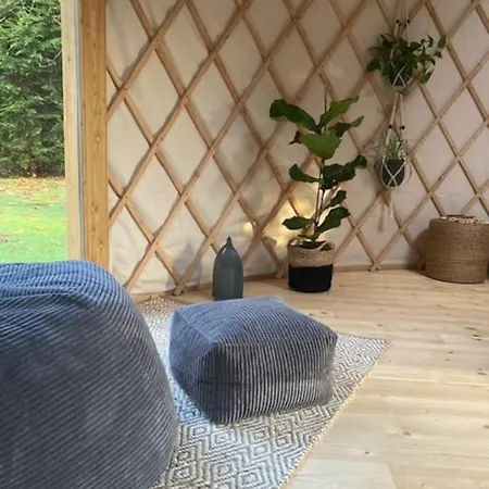 Aughavannagh Yurt Glamping Campismo de Luxo