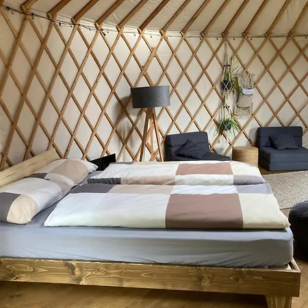 Aughavannagh Yurt Glamping Campismo de Luxo Aughrim