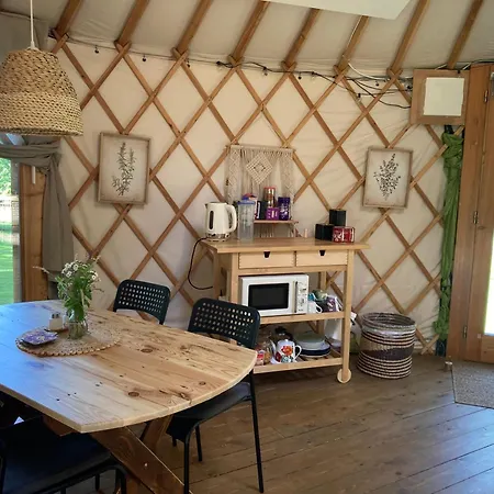Glamping Aughavannagh Yurt Glamping *