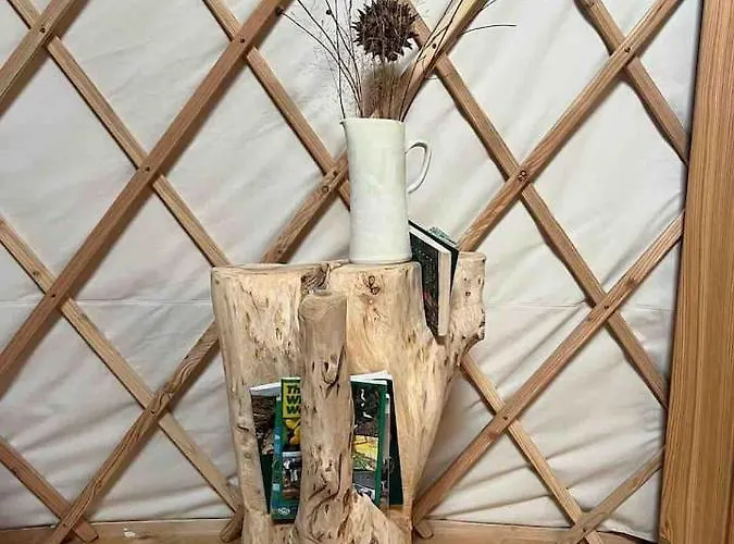 Aughavannagh Yurt Glamping * Aughrim