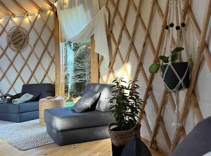 Aughavannagh Yurt Glamping Роскошный шатер *