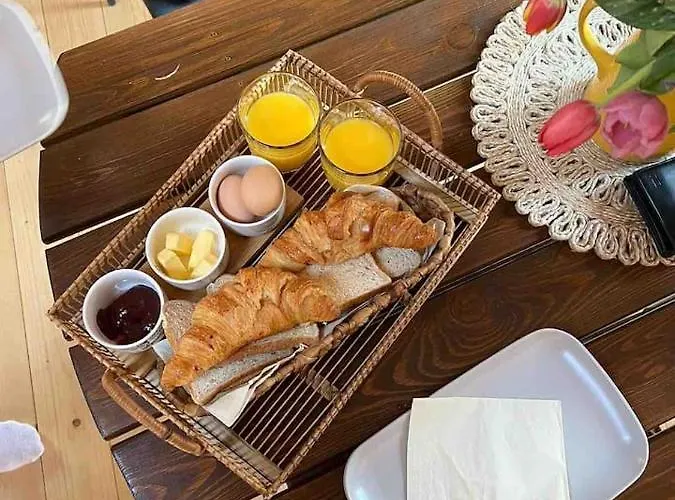 Aughavannagh Yurt Glamping