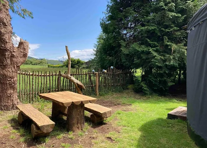 Роскошный шатер Aughavannagh Yurt Glamping