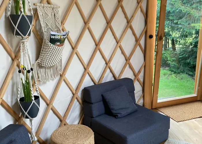 Aughavannagh Yurt Glamping * Aughrim