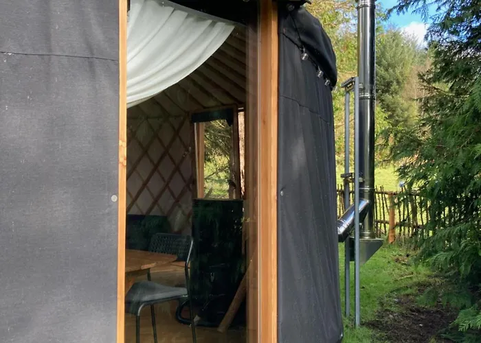 Aughavannagh Yurt Glamping *