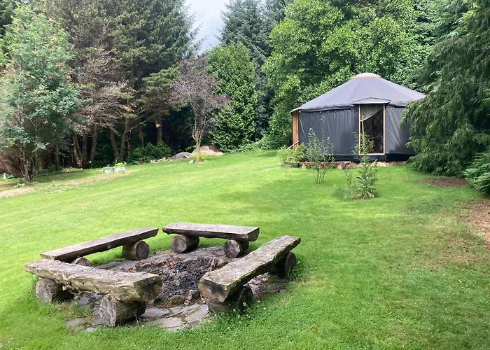 Aughavannagh Yurt Glamping Luxuszelt *